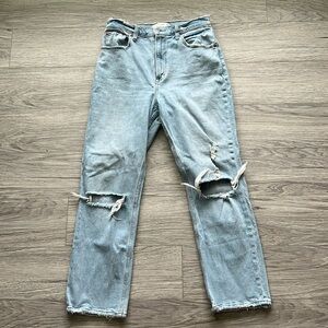 Abercrombie & Fitch - The Ankle Straight Ultra High Rise 28/6R